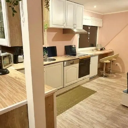 Apartment Toms Huette In