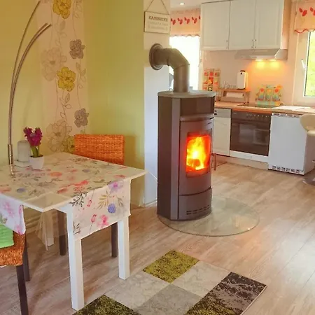 Apartment Toms Huette In
